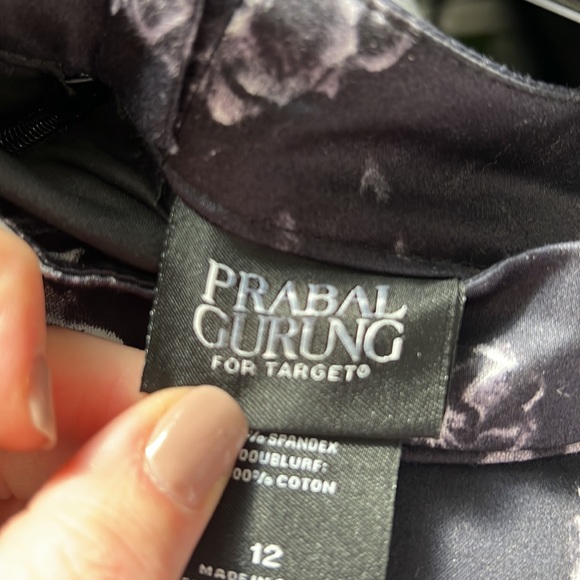 3/$15 PRABAL GURUNG for Target Dark Gray & White Flowered Skirt - Picture 5 of 7